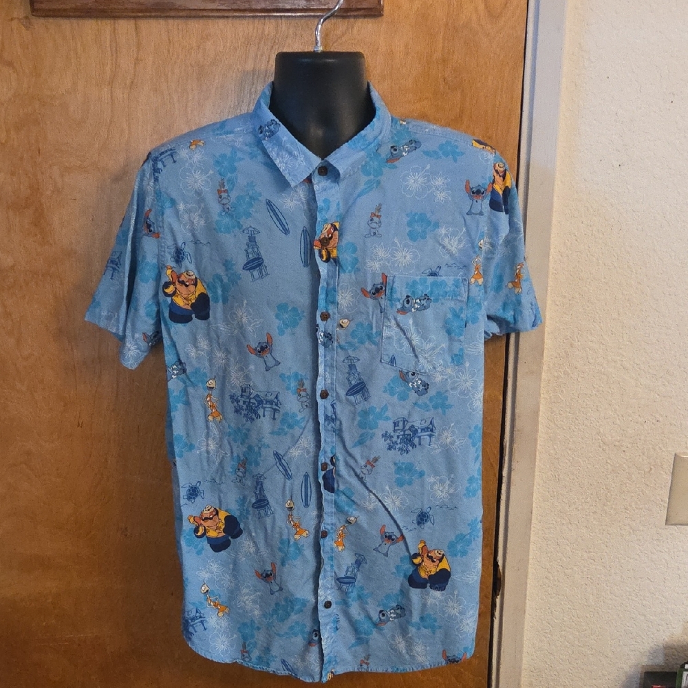 Disney Lilo & Stitch Characters Floral Allover Print Woven Button-Up Sixe XL